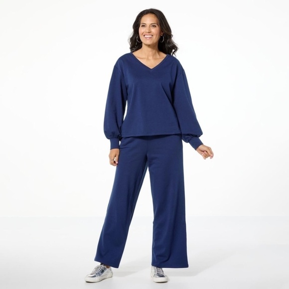 G By Giuliana So Soft French Terry 2-piece Top and Pant Set Ink Blue NWOT - Picture 2 of 4